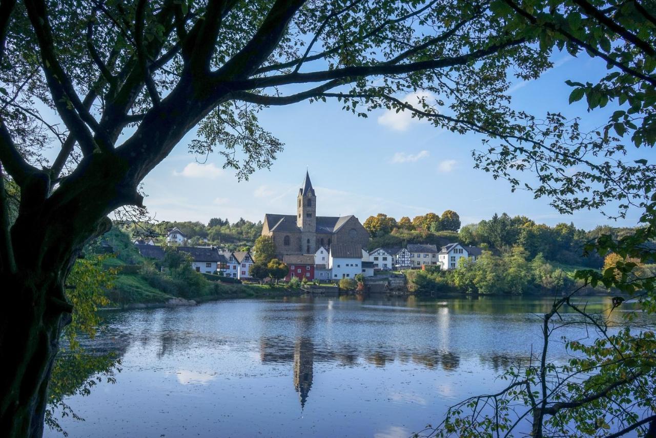 Апартаменты Himmel Un Aeaed - Fewo Brohltal Rhein Ahr Eifel Laacher See - Ruhige Lage Burgbrohl Экстерьер фото