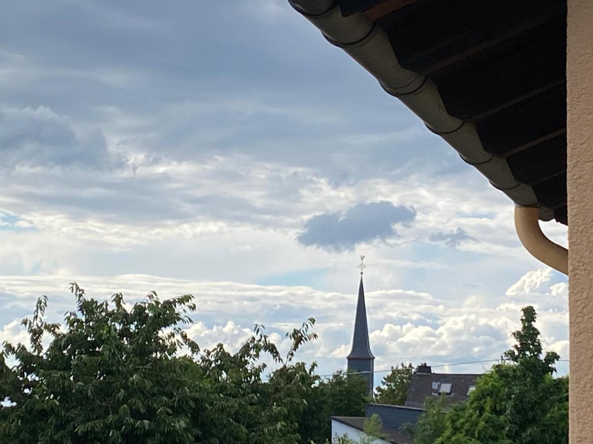 Апартаменты Himmel Un Aeaed - Fewo Brohltal Rhein Ahr Eifel Laacher See - Ruhige Lage Burgbrohl Экстерьер фото