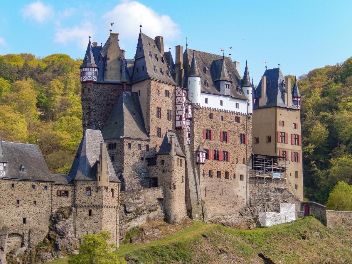 Апартаменты Himmel Un Aeaed - Fewo Brohltal Rhein Ahr Eifel Laacher See - Ruhige Lage Burgbrohl Экстерьер фото